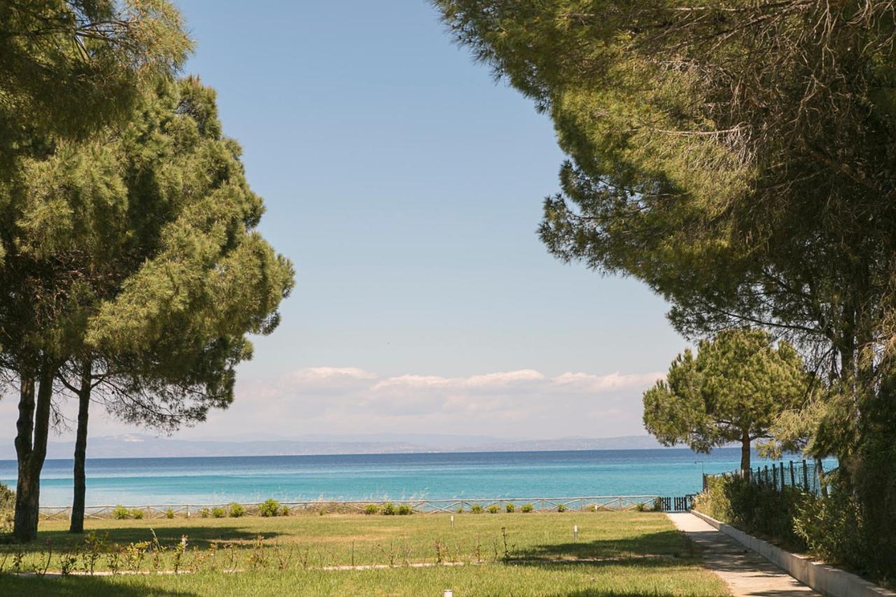 #Flh - Amalthia & Αthena Beachfront Houses In Pefkohori Kültér fotó
